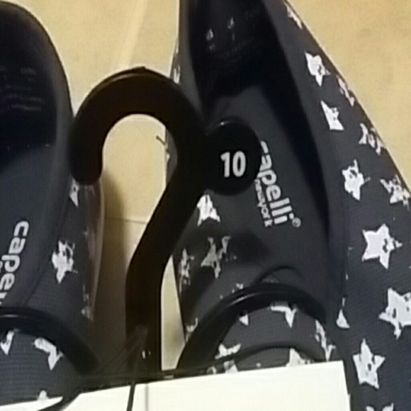 Shoes - Picture 2 of 4